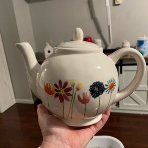Rae Dunn Floral Teapot - White with Multicolor Flowers ❤️